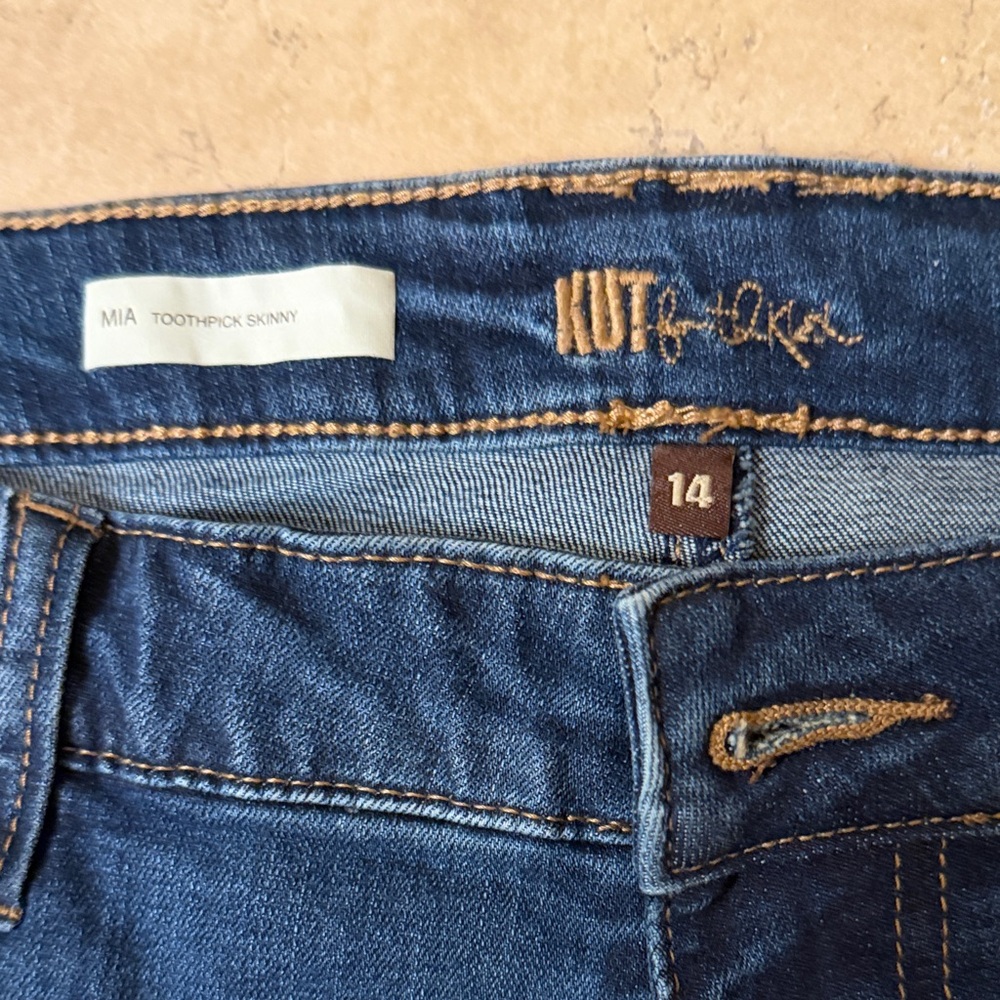 Kut from the Kloth Dark Wash MIA toothpick Skinny Jeans for Women size 14 - Picture 5 of 7